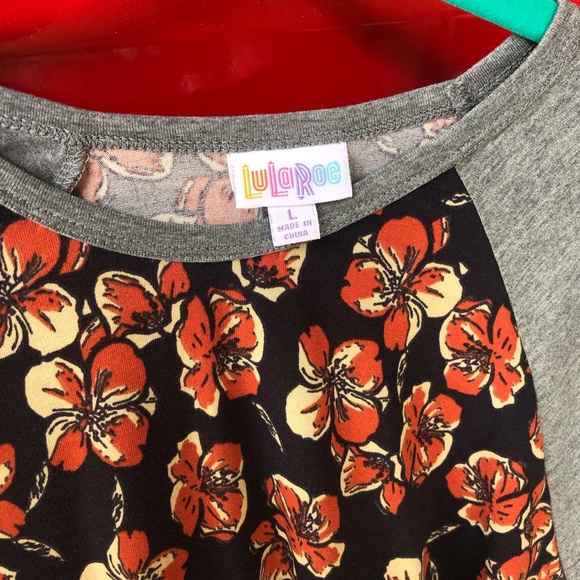 LulaRoe Randy - Picture 2 of 2